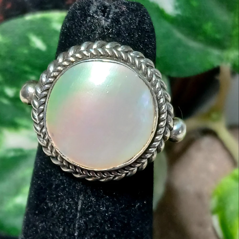 925 Sterling Suarti Bali Natural Mother of Pearl Ring